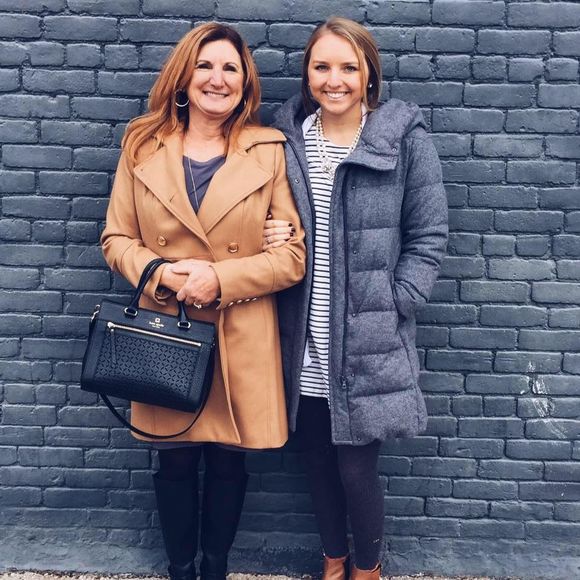 Meet your Posher, Peggy - Picture 1 of 1